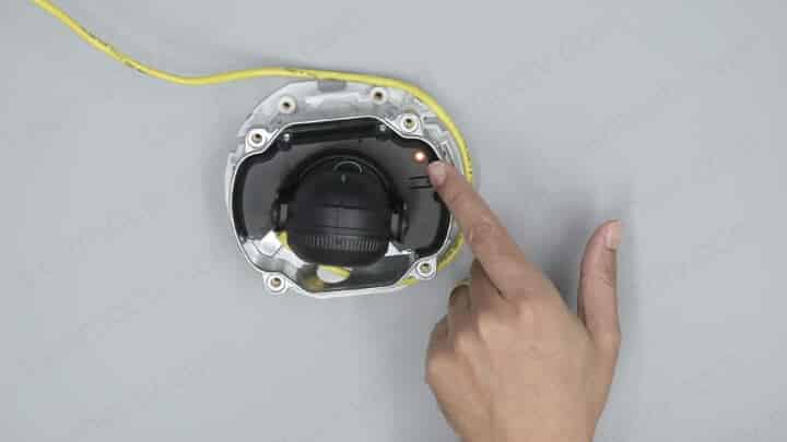 Axis camera Red and Orange flashing LED Axis camera Red and Orange flashing LED