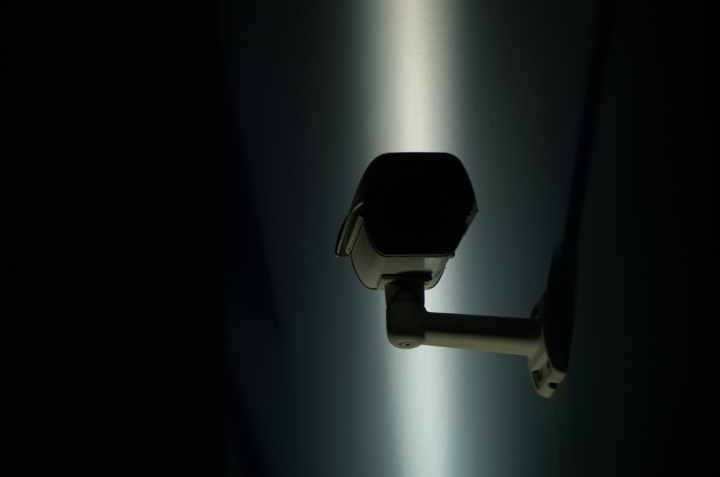 Can security cameras see in the dark Can security cameras see in the dark